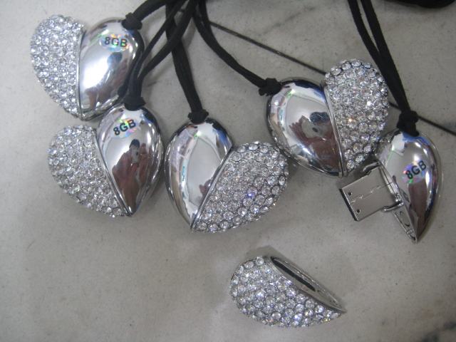 Jewelry Styles USB 2.0 (1GB)