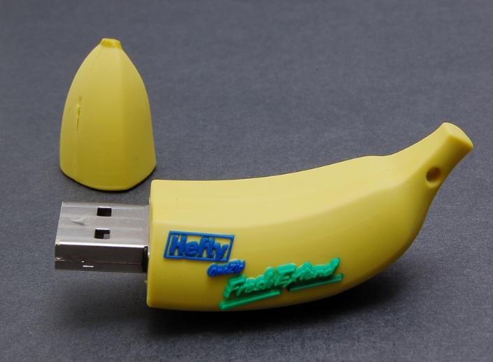 00% Design USB Flash Drive